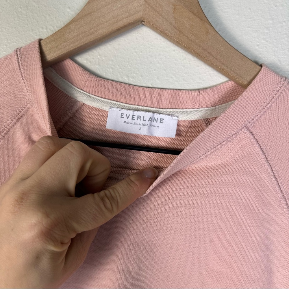 EVERLANE Women's 8 Classic Blush Pink Cropped Crewneck Sweatshirt - Picture 4 of 7